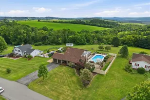 8751 Pleasant View Rd, Lower Mt Bethel Twp, PA 18013 - Photo 63