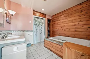 8751 Pleasant View Rd, Lower Mt Bethel Twp, PA 18013 - Photo 35
