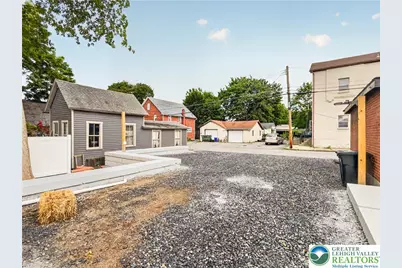 411 Main Street #2, Hellertown Boro, PA 18055 - Photo 37