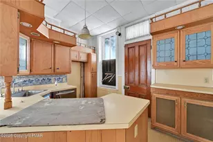315 S Centre St, Pottsville, PA 17901 - Photo 27