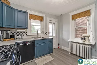 719 Spring Street, Bethlehem City, PA 18018 - Photo 17