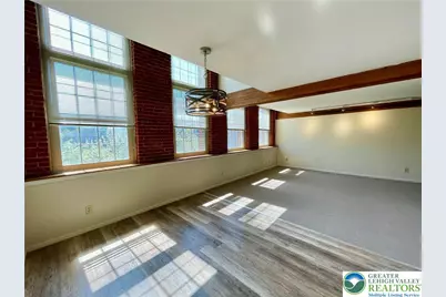 101 Race Street #218, Catasauqua Boro, PA 18032 - Photo 5