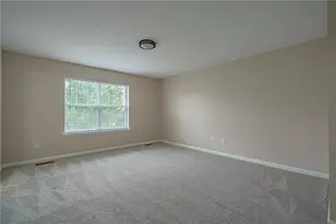 253 Milkweed Dr, Upper Macungie Township, PA 18104 - Photo 17