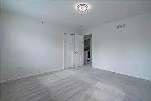 253 Milkweed Dr, Upper Macungie Township, PA 18104 - Photo 23
