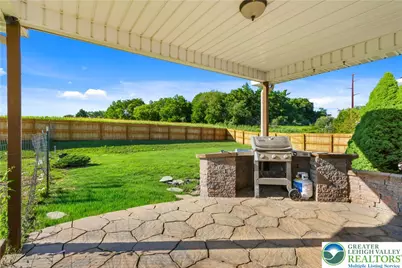 830 Gideons Court, Moore Township, PA 18014 - Photo 9