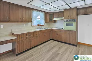 1004 Maple St, Pottsville, PA 17901 - Photo 15