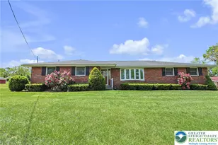 1004 Maple St, Pottsville, PA 17901 - Photo 1
