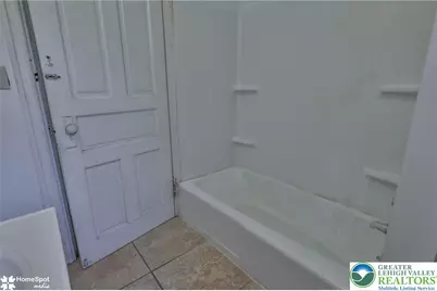 560 Hillside Avenue, Bethlehem City, PA 18015 - Photo 23