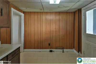 560 Hillside Avenue, Bethlehem City, PA 18015 - Photo 25