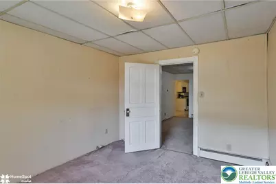 560 Hillside Avenue, Bethlehem City, PA 18015 - Photo 9