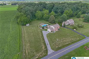 2639 Bellview Rd, North Whitehall Township, PA 18078 - Photo 9