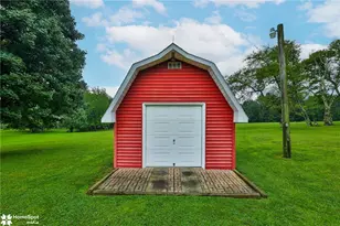 2642 Community Dr, Moore Township, PA 18014 - Photo 31