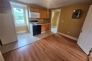 328 N Ninth St, Allentown City, PA 18102 - Photo 3