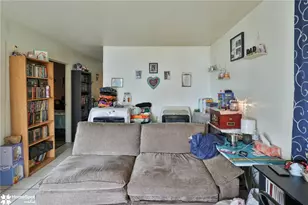 217 Pen Argyl St, Pen Argyl Boro, PA 18072 - Photo 5