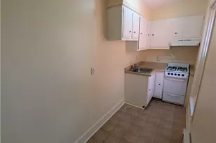 635 Linden St, Bethlehem, PA 18018 - Photo 3