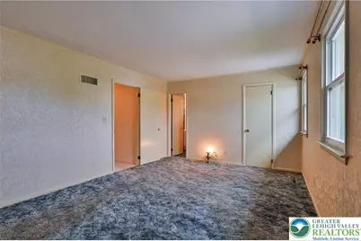 1760 Peachtree Circle, Whitehall Township, PA 18052 - Photo 17