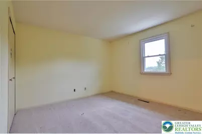 1760 Peachtree Circle, Whitehall Township, PA 18052 - Photo 25