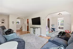 936 Evergreen St, Emmaus Boro, PA 18049 - Photo 7