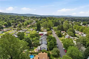936 Evergreen St, Emmaus Boro, PA 18049 - Photo 51