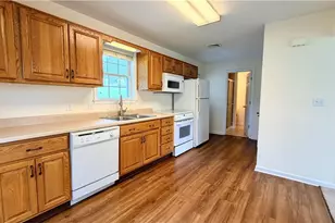 1433 Salisbury Rd, Allentown City, PA 18103 - Photo 9