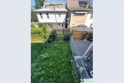 141 W Abbott Street, Lansford, PA 18232 - Photo 9