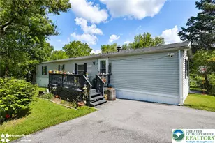 3461 Wolf Pack Dr, North Whitehall Township, PA 18069 - Photo 3