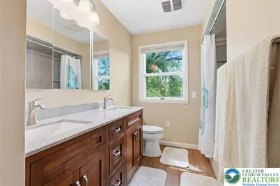 870 Wafford Lane, Bethlehem City, PA 18017 - Photo 37