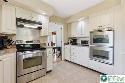 870 Wafford Lane, Bethlehem City, PA 18017 - Photo 11