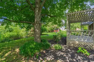 1182 Walter St, Upper Macungie Township, PA 18087 - Photo 57