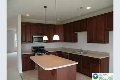 4071 Yorktown Road, Upper Saucon Township, PA 18036 - Photo 3
