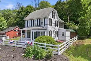 721 Lehigh Gap St, Walnutport Boro, PA 18088 - Photo 5