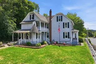 721 Lehigh Gap St, Walnutport Boro, PA 18088 - Photo 7