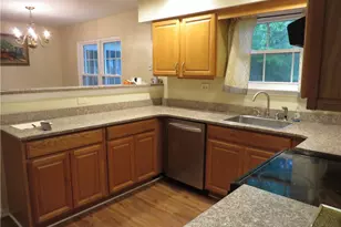 1701 Independence Ct, South Whitehall Township, PA 18104 - Photo 5