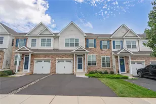 287 Redclover Ln, Upper Macungie Township, PA 18104 - Photo 1