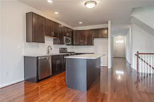 287 Redclover Ln, Upper Macungie Township, PA 18104 - Photo 11