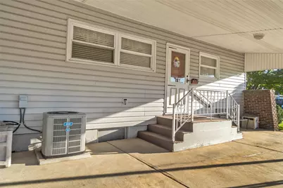 1566 Livingston Street, Bethlehem City, PA 18017 - Photo 5