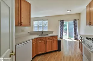 8145 Cross Creek Circle, Upper Macungie Township, PA 18031 - Photo 13