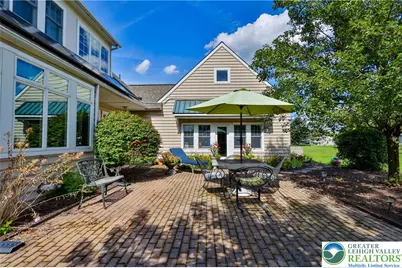 4999 Spruce Street, North Whitehall Township, PA 18078 - Photo 9