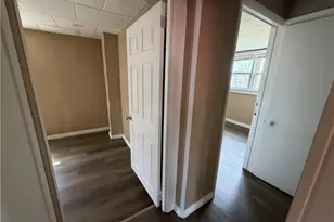 827 Milton St, Easton, PA 18042 - Photo 7