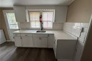 827 Milton St, Easton, PA 18042 - Photo 9