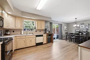 2705 Tamlynn Ln, Easton, PA 18045 - Photo 9