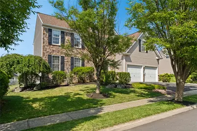 2305 Aberdeen Way, Macungie Boro, PA 18062 - Photo 5