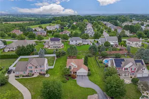 2243 Apple Rd, Weisenberg Township, PA 18051 - Photo 9
