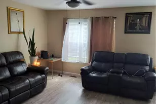 708 Bach Ct, Freemansburg Boro, PA 18017 - Photo 7