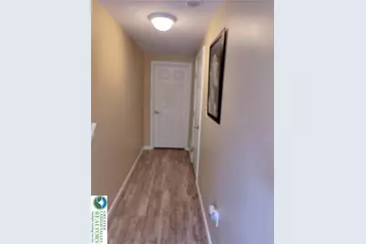 708 Bach Court, Freemansburg Boro, PA 18017 - Photo 3