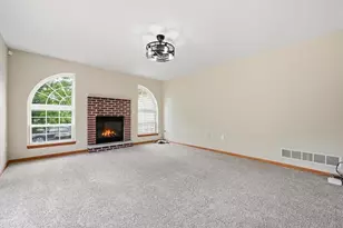 387 Blue Ridge Rd, Ross Twp, PA 18353 - Photo 11