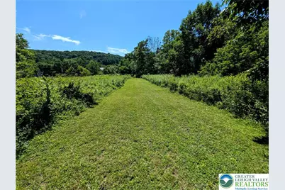 524 Walnut Drive, Lehigh Township, PA 18067 - Photo 45