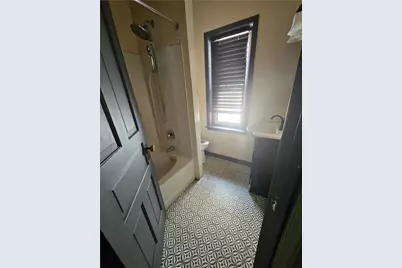 132 N 2nd Street, Allentown City, PA 18101 - Photo 5