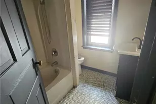 132 N 2nd St, Allentown City, PA 18101 - Photo 5