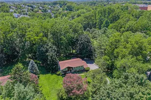 5472 Lower Macungie Rd, Macungie Boro, PA 18062 - Photo 3